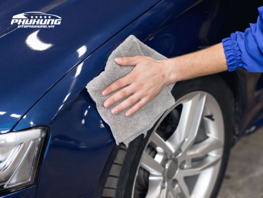 Sơn Xe Ô Tô – Quy Trình Chuyên Nghiệp Và Lợi Ích Đáng Giá Khi Làm Mới Lớp Áo Ngoài Của Xe