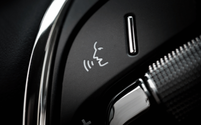 Công nghệ điều khiển giọng nói và trợ lý ảo