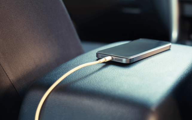 Công nghệ sạc không dây trên ô tô