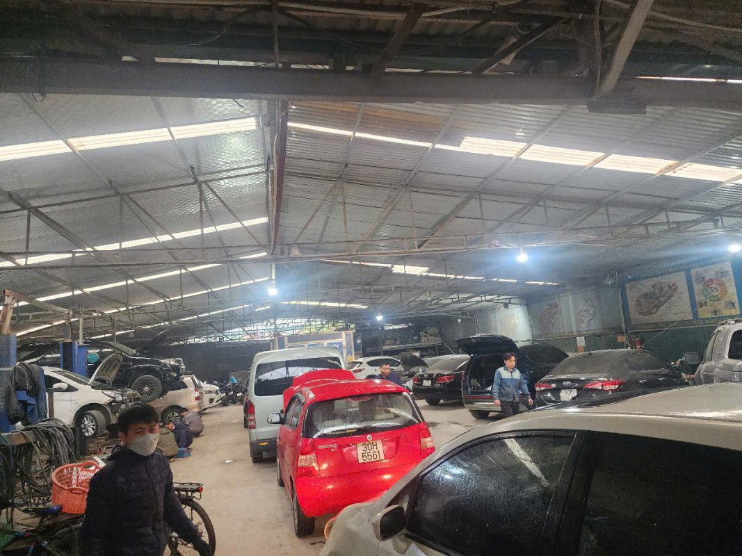 GARA Ô TÔ PHÚ HƯNG